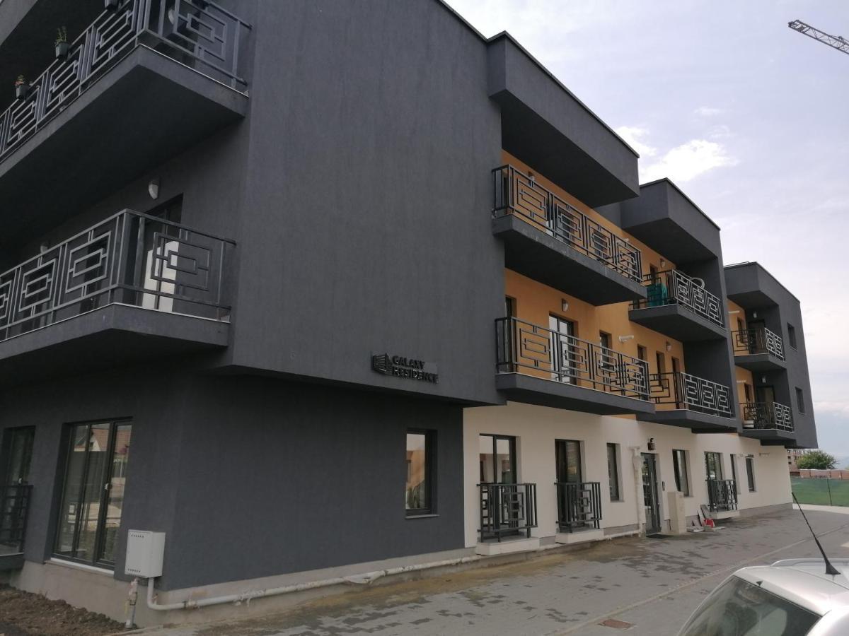 Ama Apartament Cu Terasa 50 Mp & Parcare Braşov Eksteriør bilde