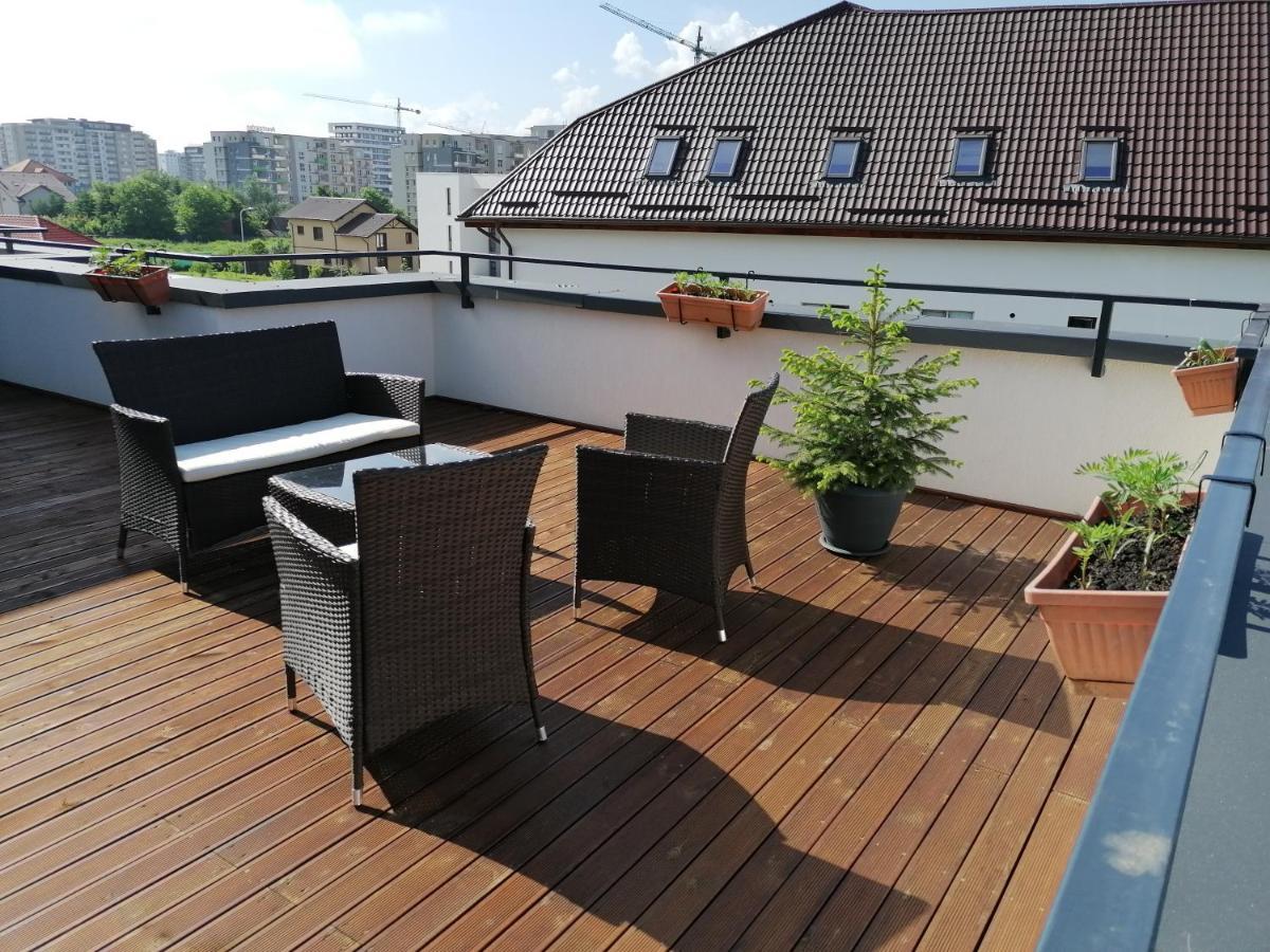 Ama Apartament Cu Terasa 50 Mp & Parcare Braşov Eksteriør bilde