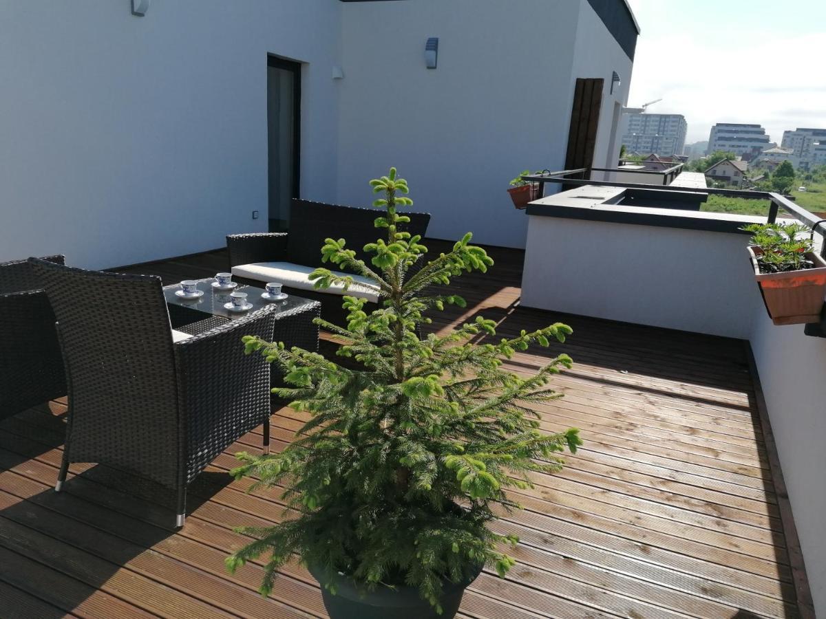 Ama Apartament Cu Terasa 50 Mp & Parcare Braşov Eksteriør bilde