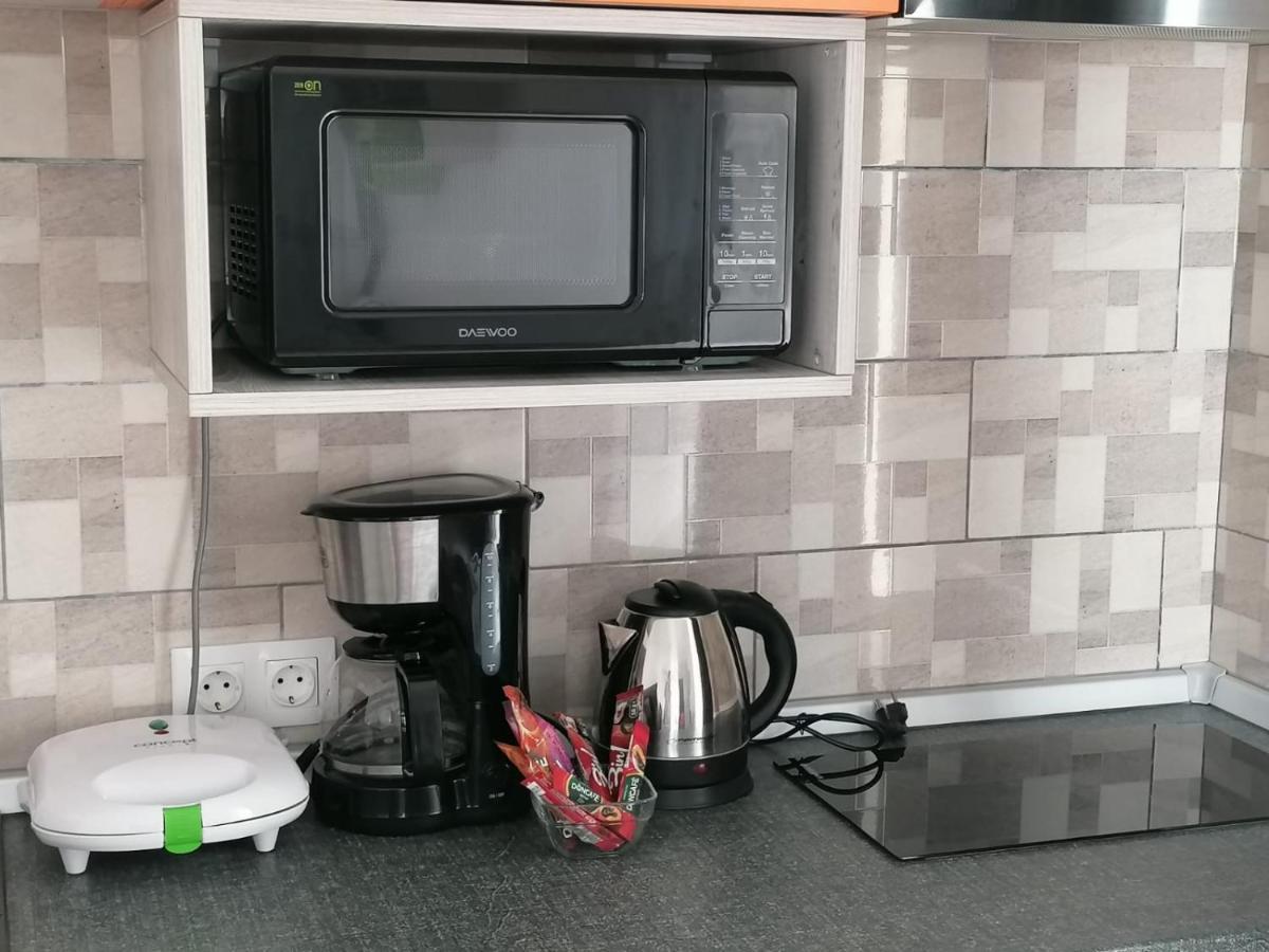 Ama Apartament Cu Terasa 50 Mp & Parcare Braşov Eksteriør bilde