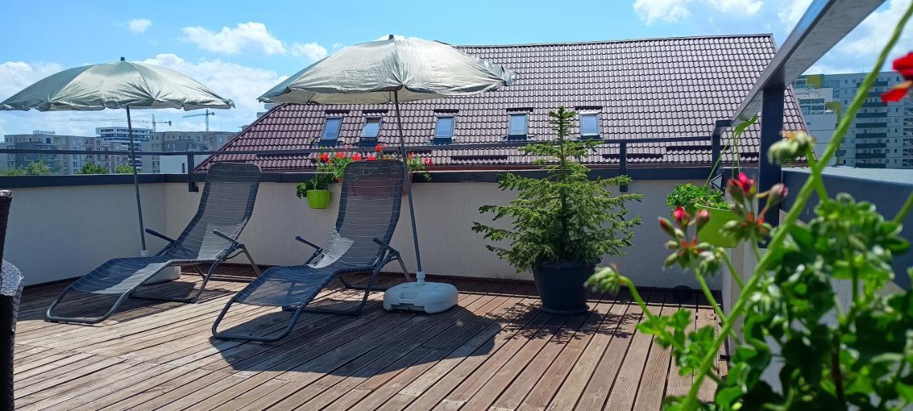 Ama Apartament Cu Terasa 50 Mp & Parcare Braşov Eksteriør bilde