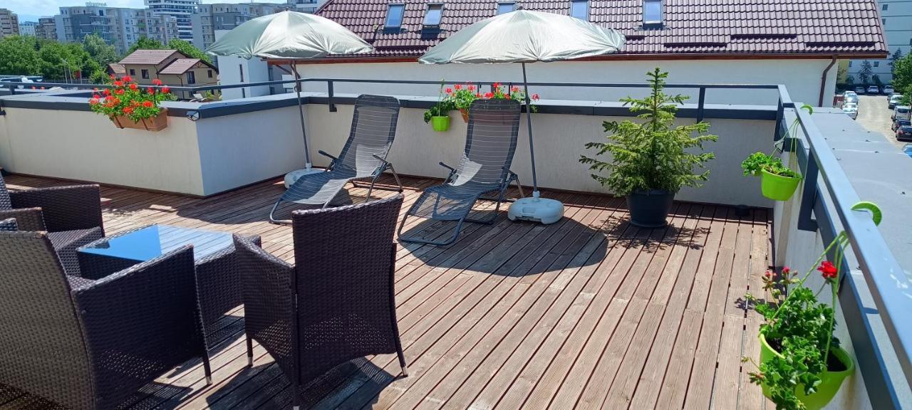 Ama Apartament Cu Terasa 50 Mp & Parcare Braşov Eksteriør bilde
